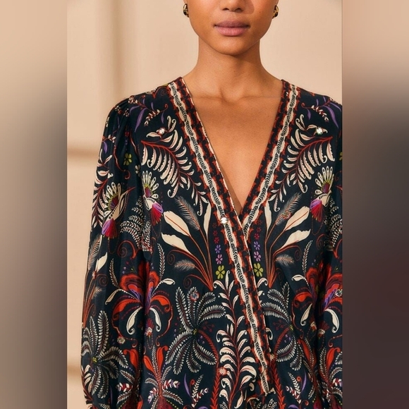 FARM Rio Classic Garden Black Mirror Trim Blouse - Picture 2 of 10